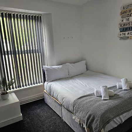 Skyline Hanover 204 Суонзи Екстериор снимка