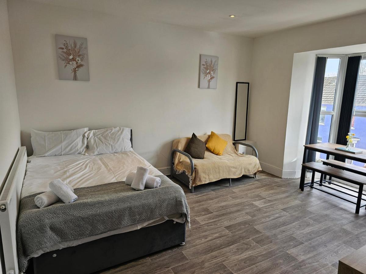 Skyline Hanover 204 Суонзи Екстериор снимка